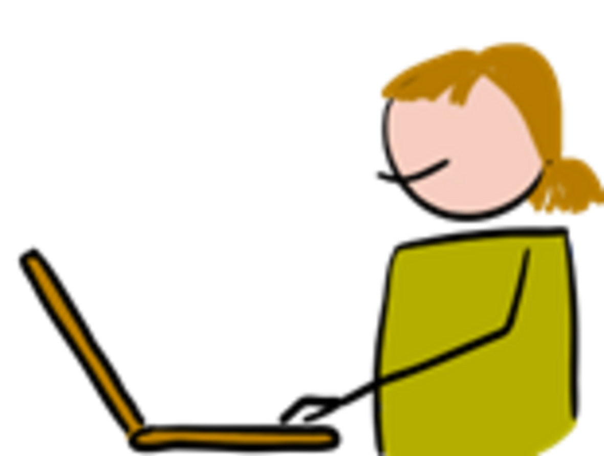 Frau am Laptop